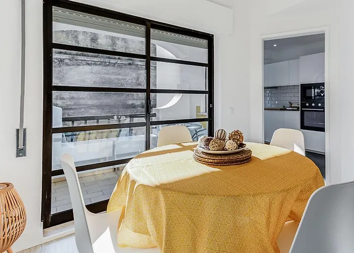 Sunny Duplex W/ Pool & Balcony By Lovelystay