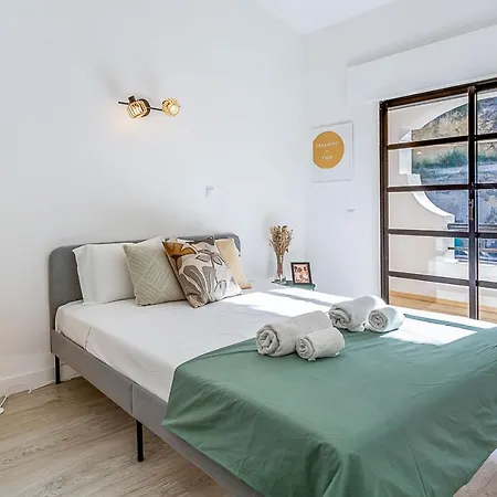 Apartment Sunny Duplex W/ Pool & Balcony By Lovelystay